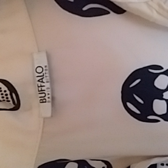 Buffalo david bitton long sleeve studded johnny collar skull print blouse - Picture 3 of 5